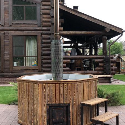 Фурако из нержавейки в отделке лиственницой