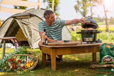 Керамический гриль Big Green Egg Mini